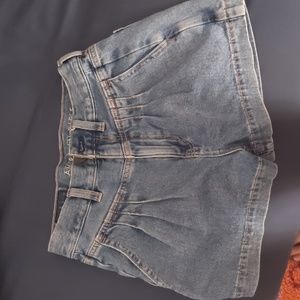 American Eagle high waisted shorts 00